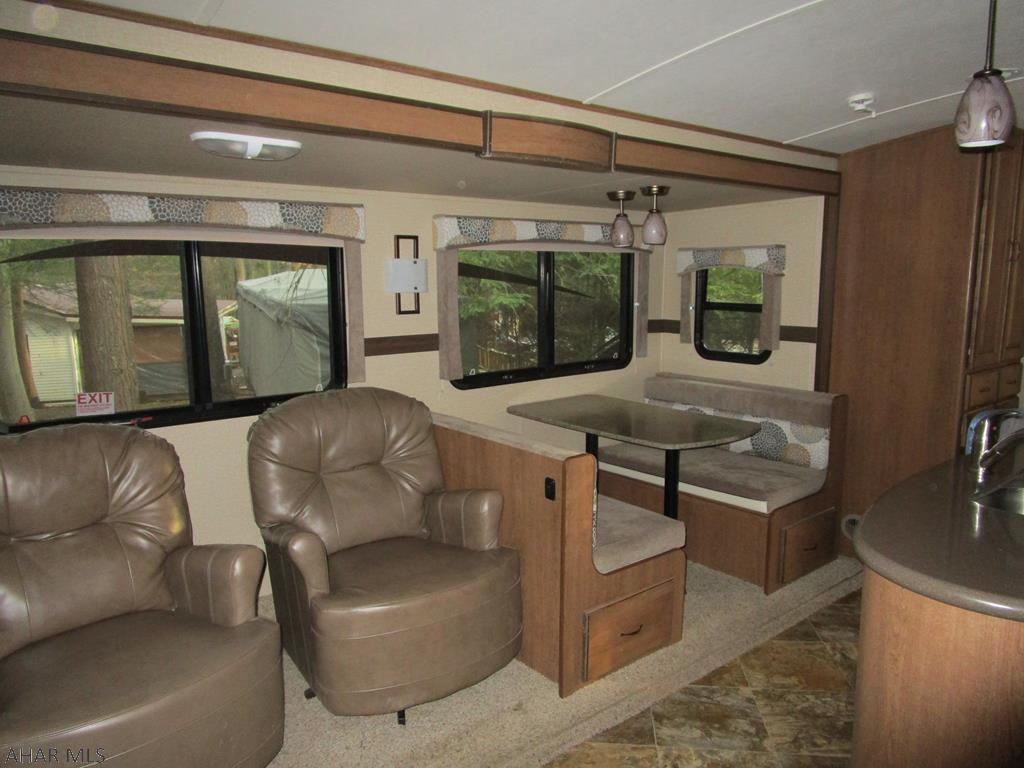 Glendale Yearound - Residential