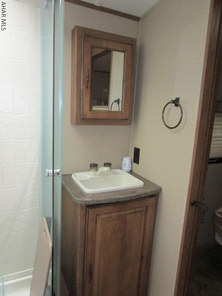 Glendale Yearound - Residential