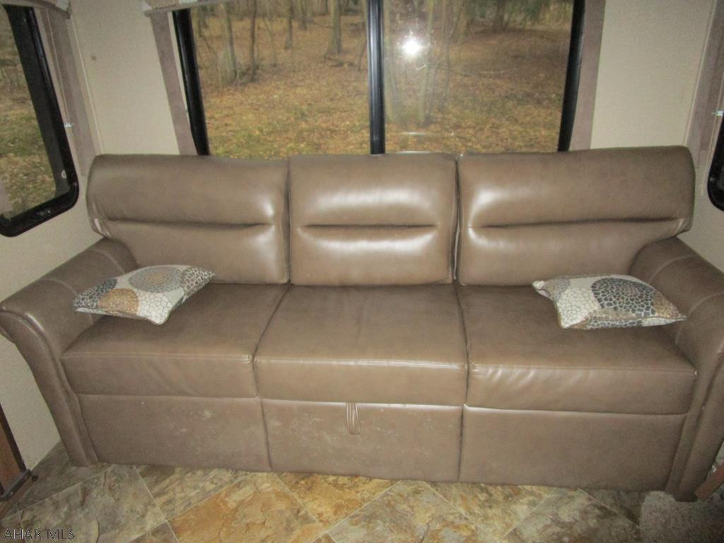 Glendale Yearound - Residential