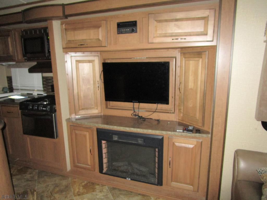 Glendale Yearound - Residential