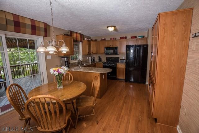 Fox Hollow - Residential