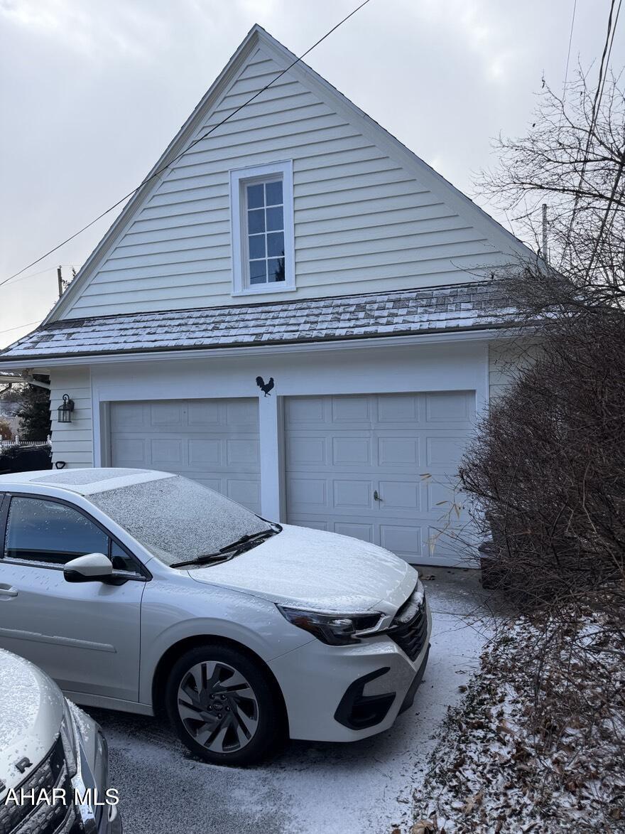 Baker Mansion - Residential