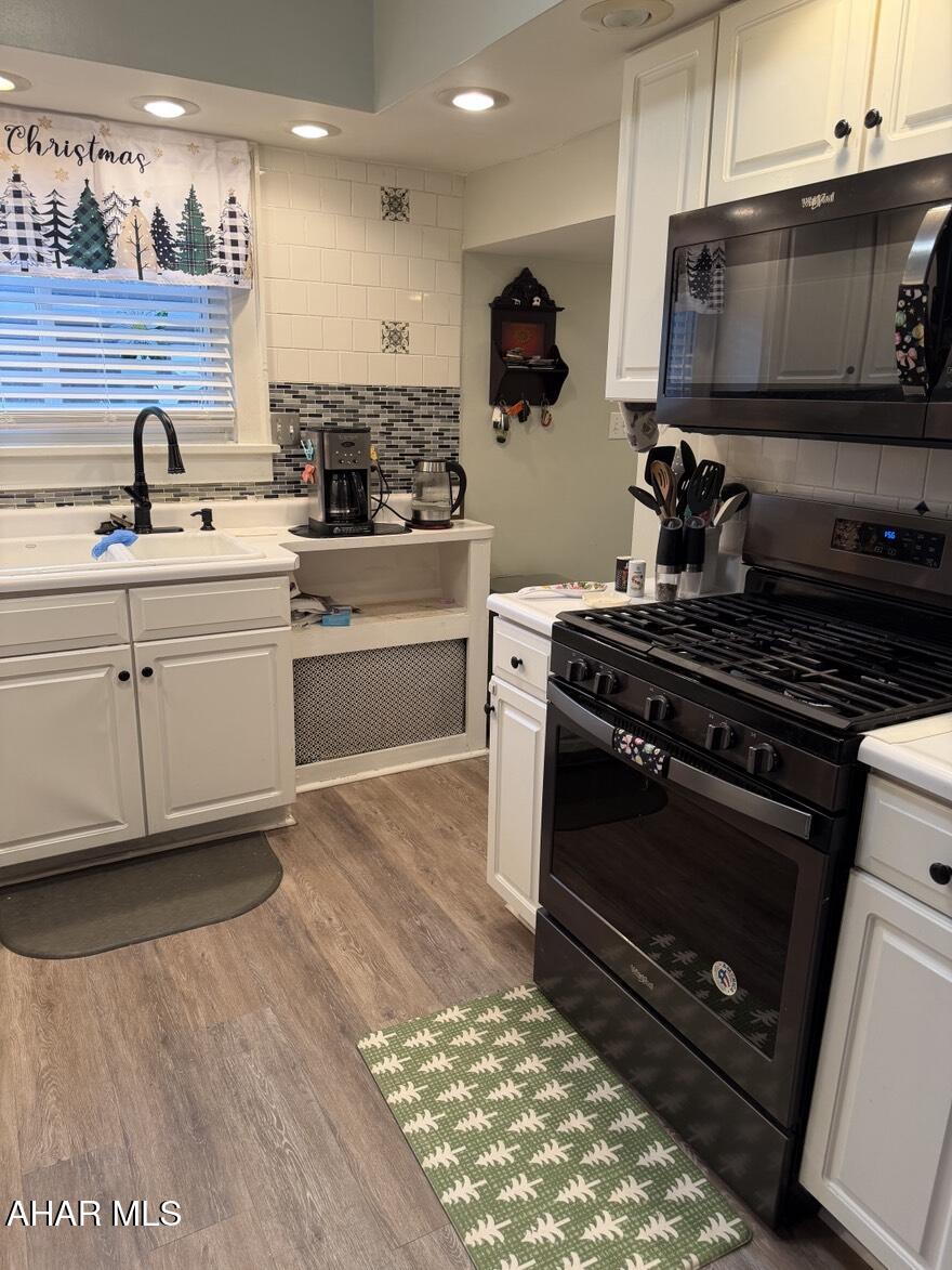 Baker Mansion - Residential