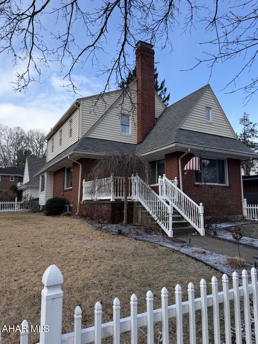 Baker Mansion - Residential