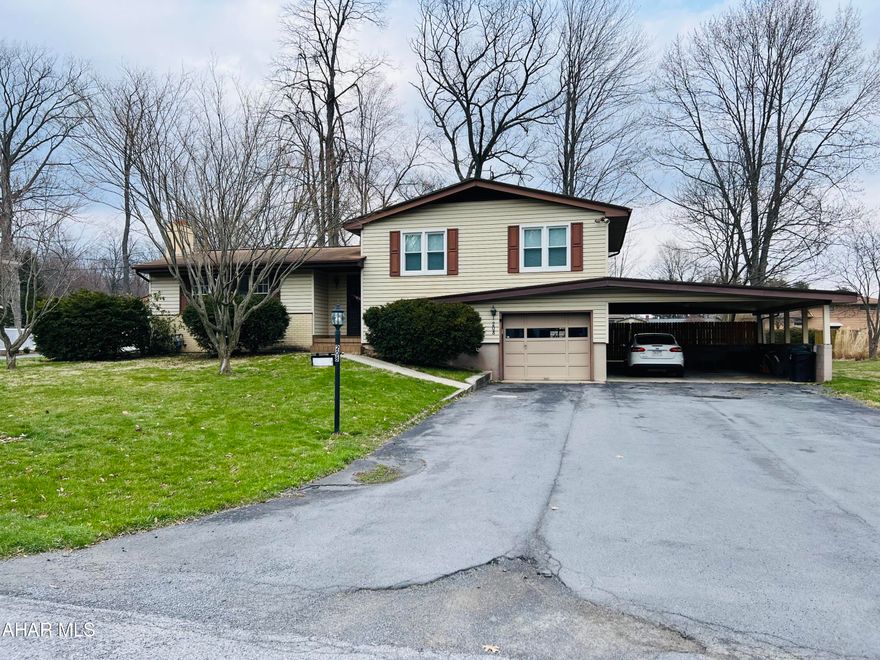 Welcome to 208 Frederick St. in the Johnson Development in Tipton PA. Allow me to introduce you to a stunning multi-level home that epitomizes modern elegance and comfort. Nestled amidst lush greenery and picturesque landscapes, this meticulously crafted residence boasts four levels of spacious living, designed to accommodate your every need and desire.