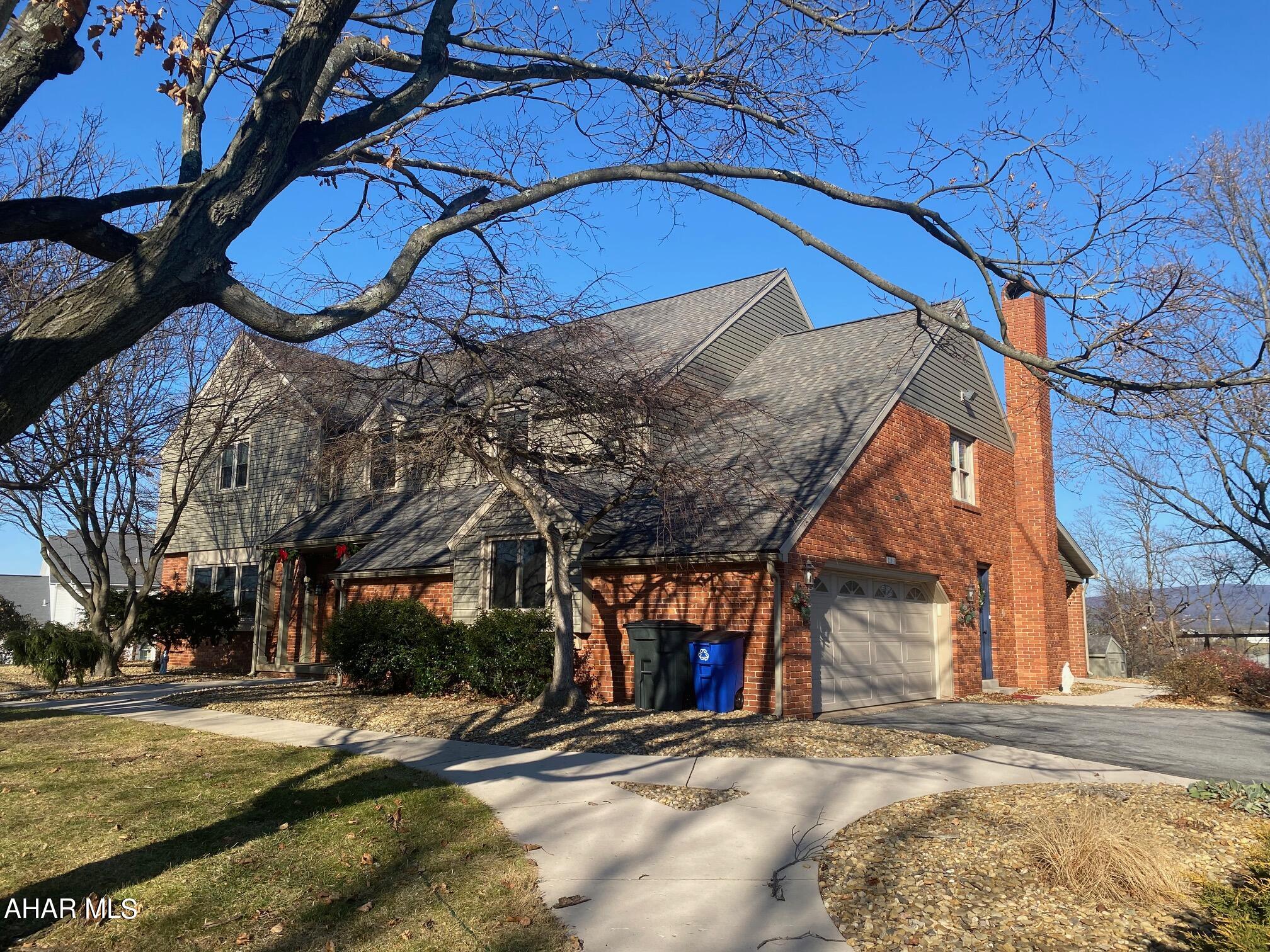 Holliday Heights - Residential