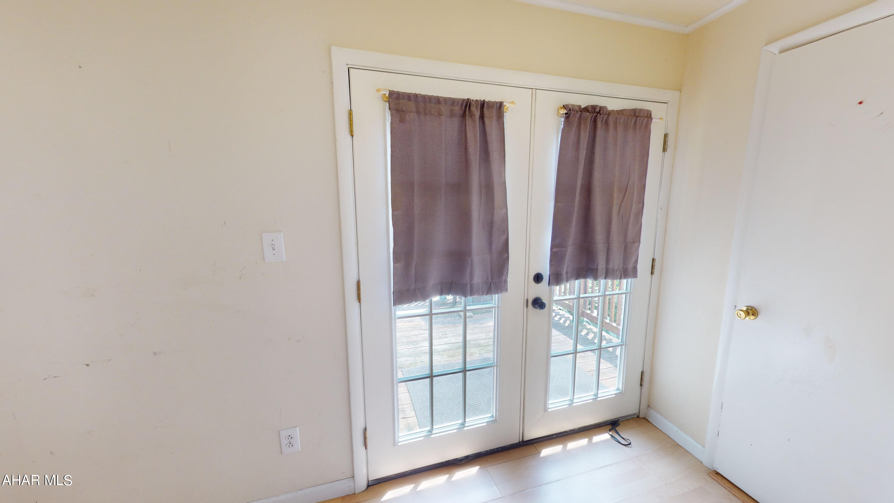 Juniata - Residential