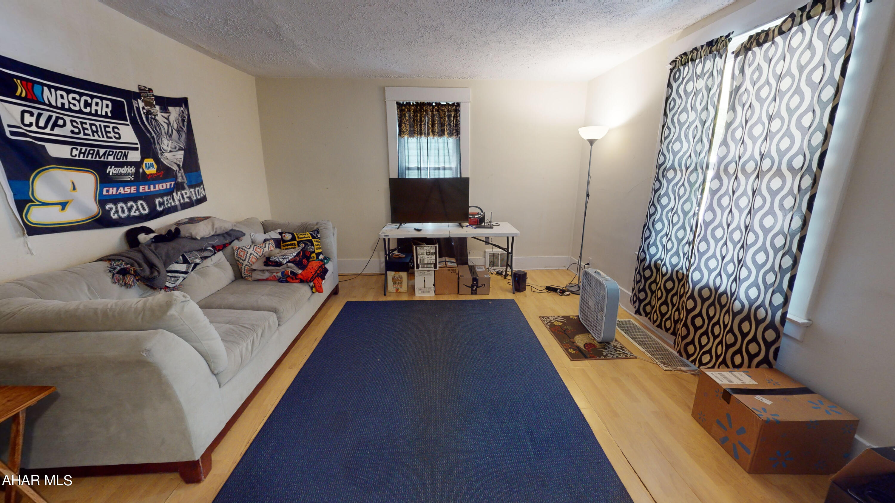 Juniata - Residential