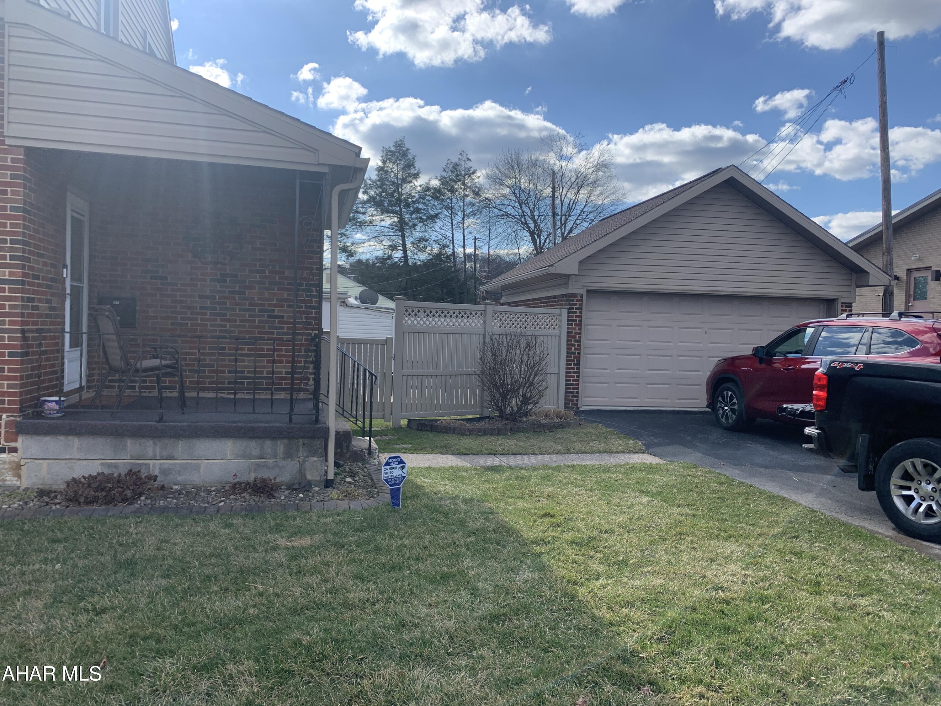 Llyswen - Residential