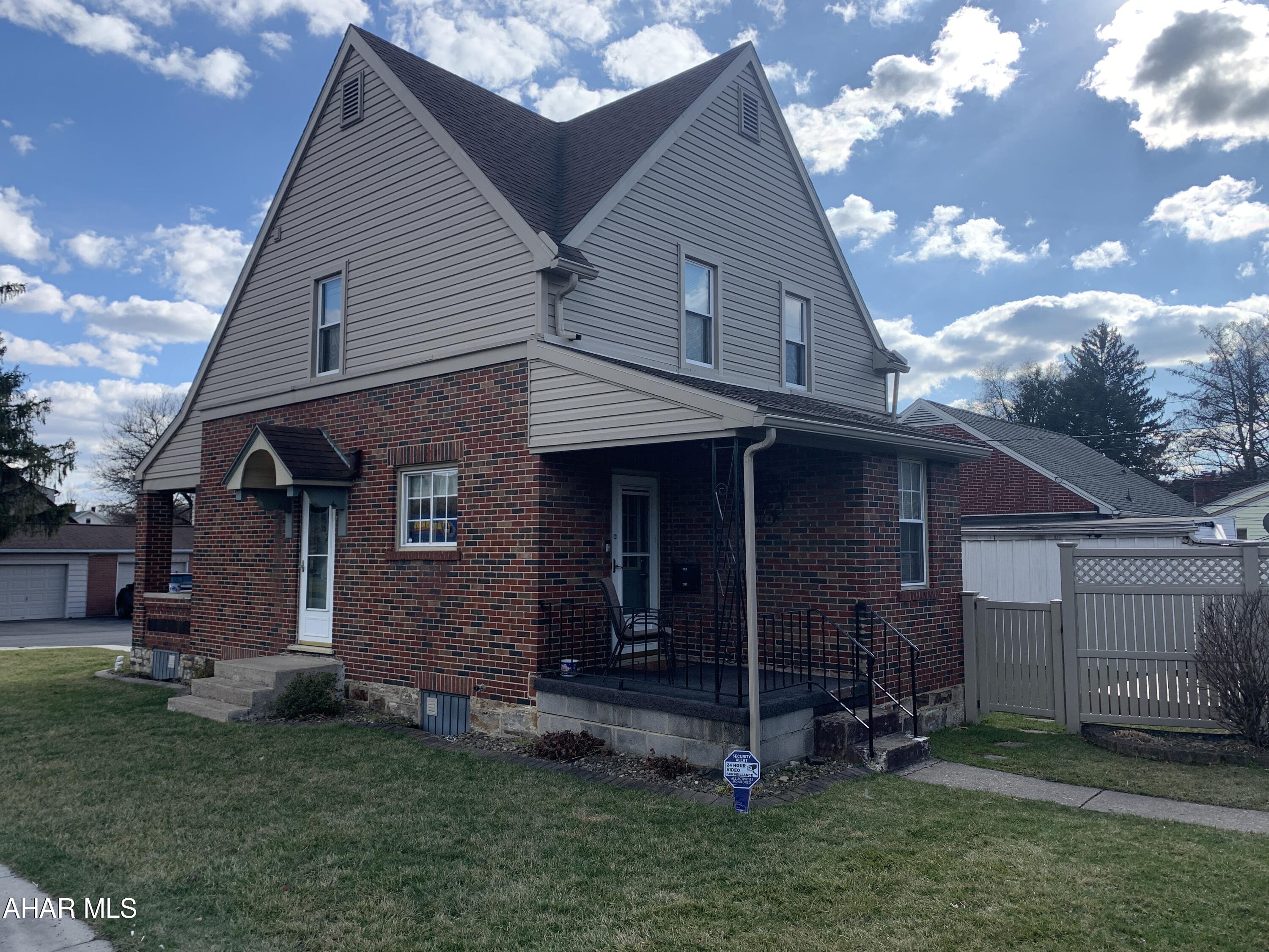 Llyswen - Residential