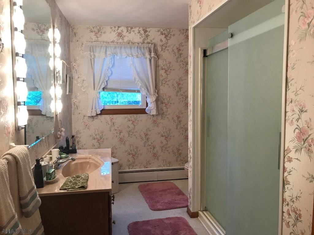 Maple Hollow - Residential