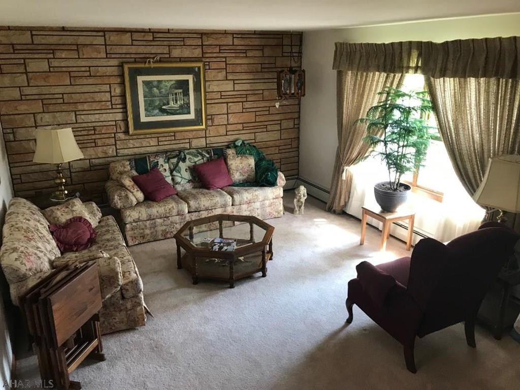 Maple Hollow - Residential