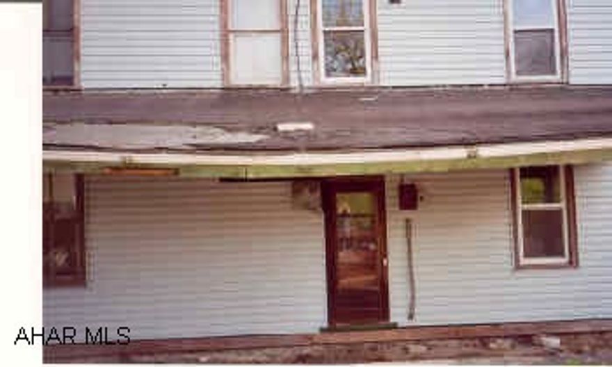 2 story home on nice lot in Saxton Borough 4 bedroom home, 1 bath needs totally re=done