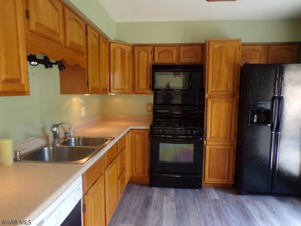 Cricket Knoll - Residential