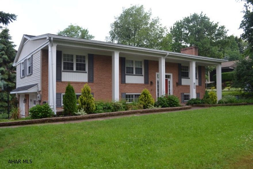 Serene Split Level-This 3 BR, 2.5 BA has the privacy of being at the end of a dead-end street in the area of Baker Elementary! Kitchen & main bath look brand new as they were just updated this year. Living & dining room are open and have doors to enjoy a back deck that overlooks the heated inground pool & yard. Nice-sized bedrooms with the master having a private half bath off it. Downstairs has plenty of space in a large family room (remodeled 2010) w/a gas fireplace & doors to the hot tub & pool out back. Just inside is a 3/4 bath which is a major convenience w/the pool. Home also has C/A, newer roof(2007), 2 car garage w/work area, & plenty of parking. From entertaining out back at the pool & hot tub to enjoying living every day in the completely updated interior, it's sure to please!