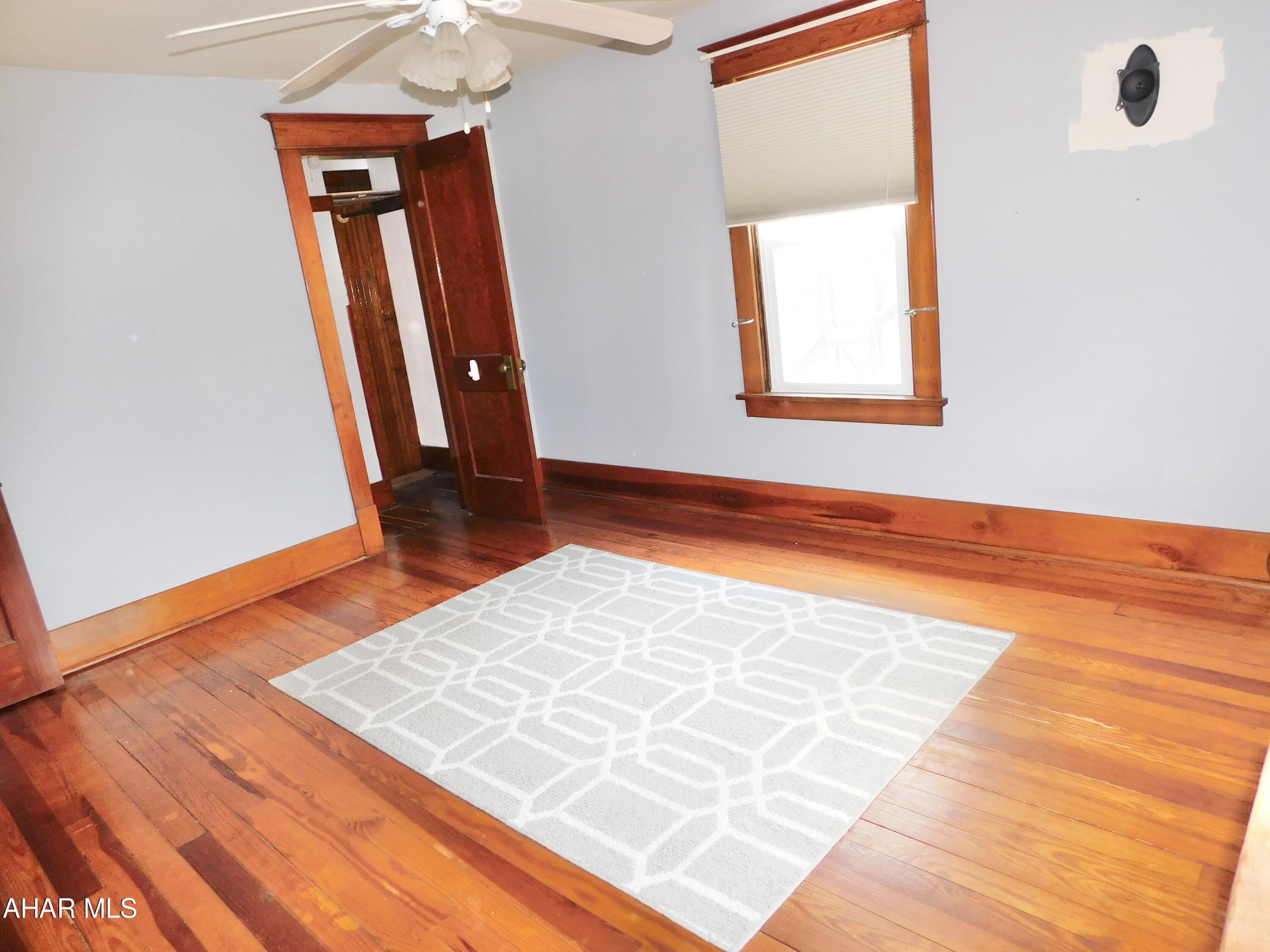 Juniata Gap - Residential