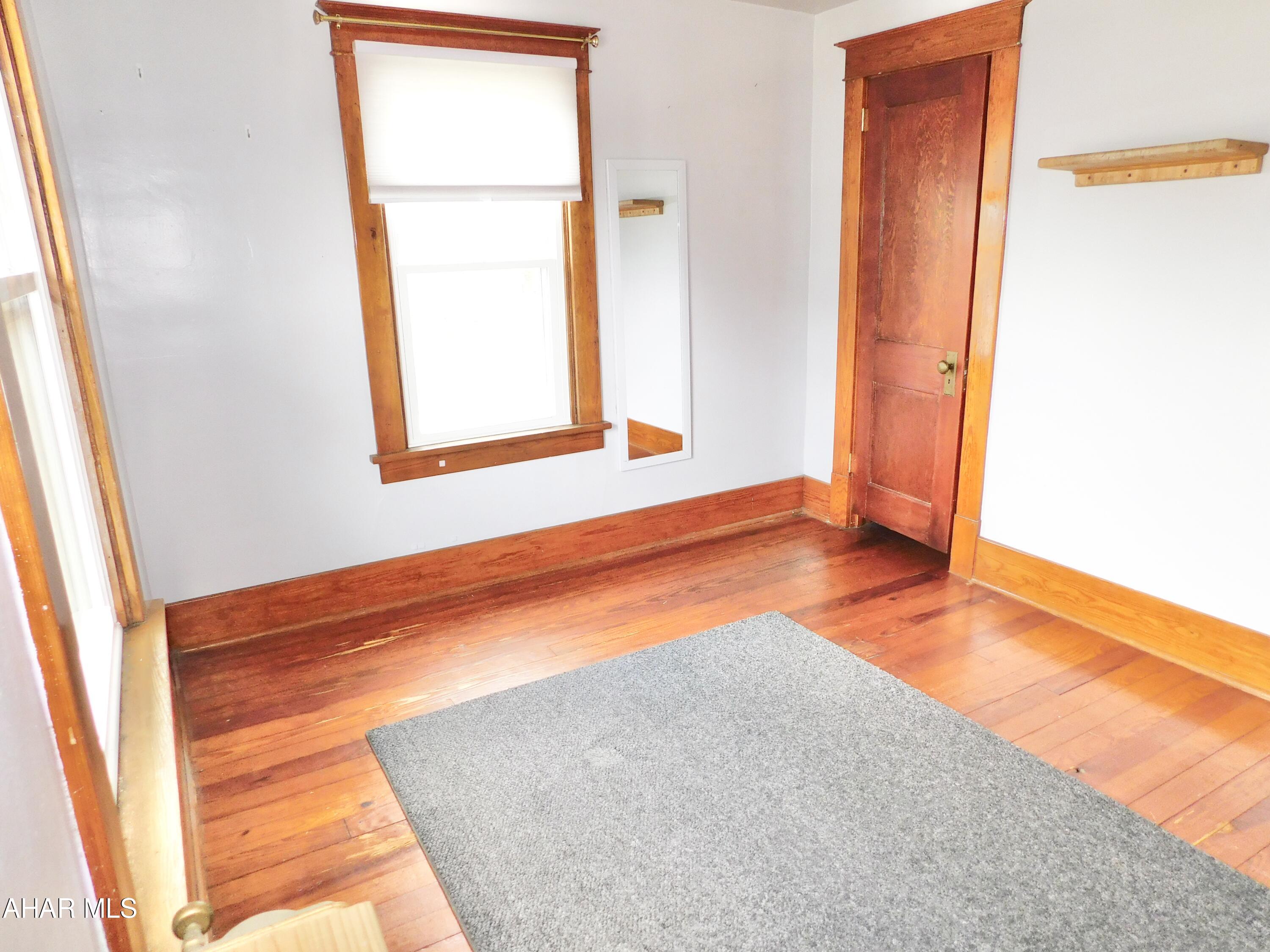 Juniata Gap - Residential