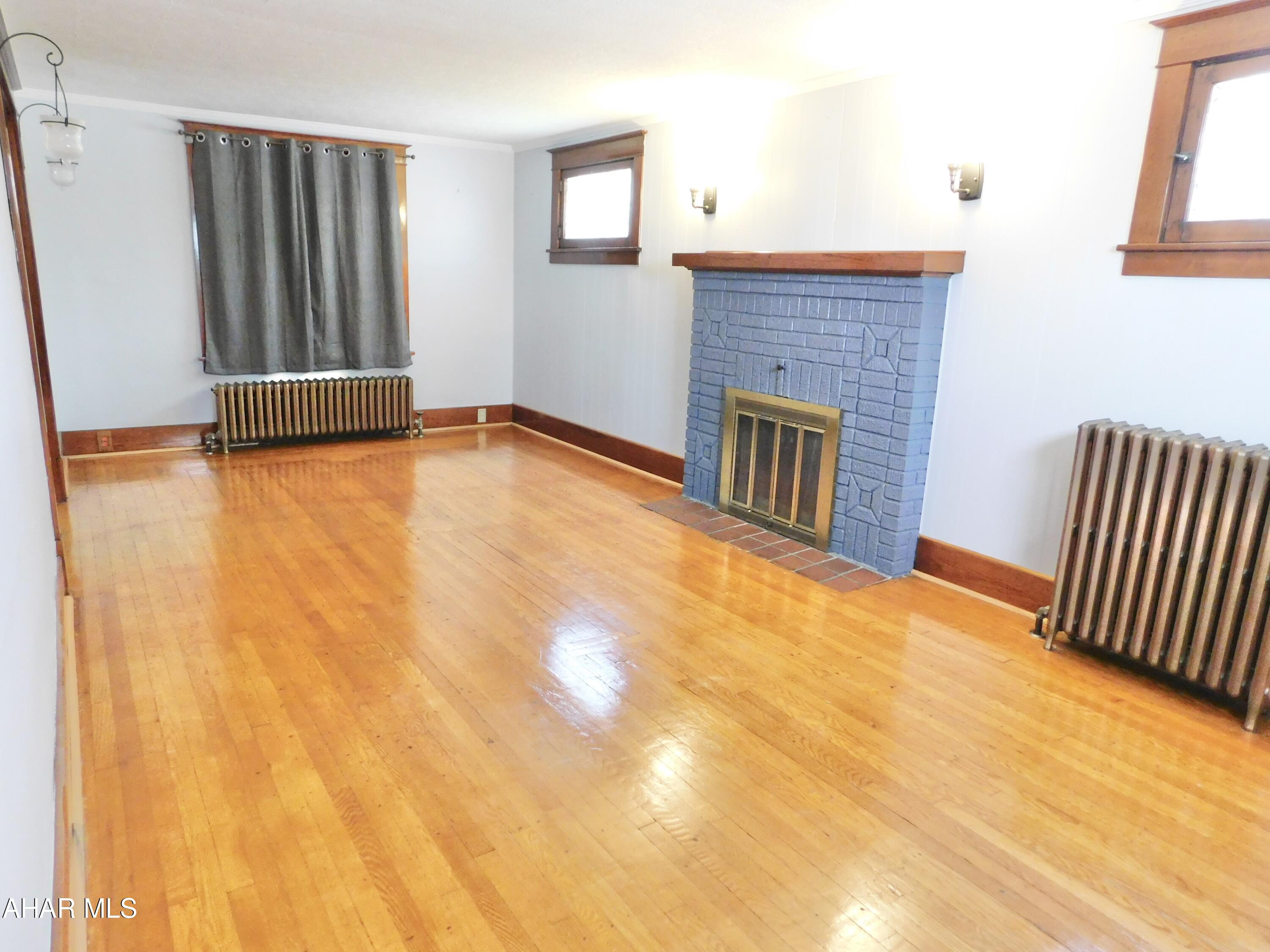 Juniata Gap - Residential