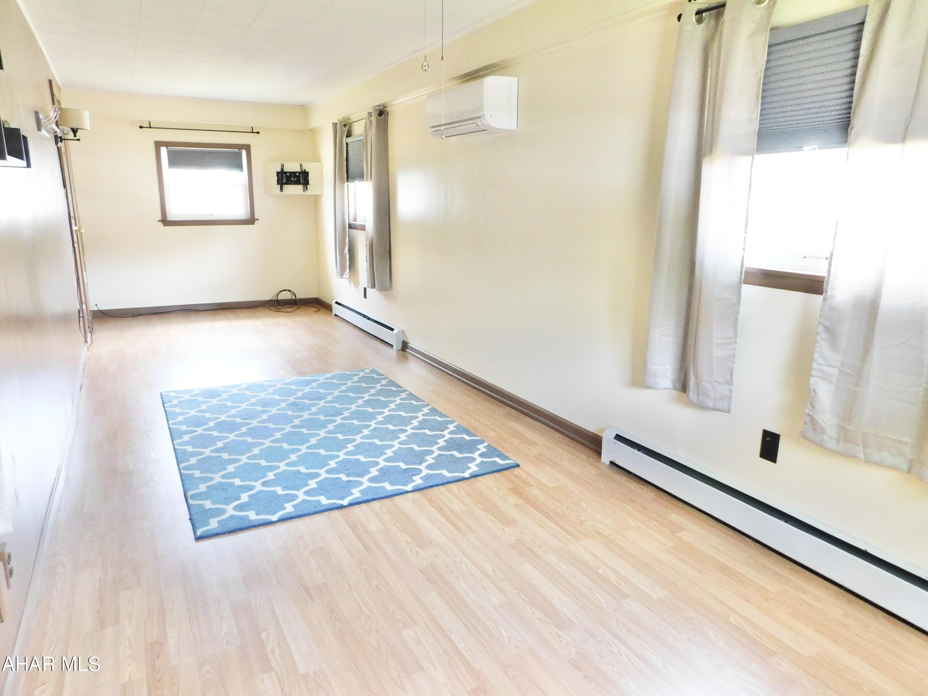 Juniata Gap - Residential