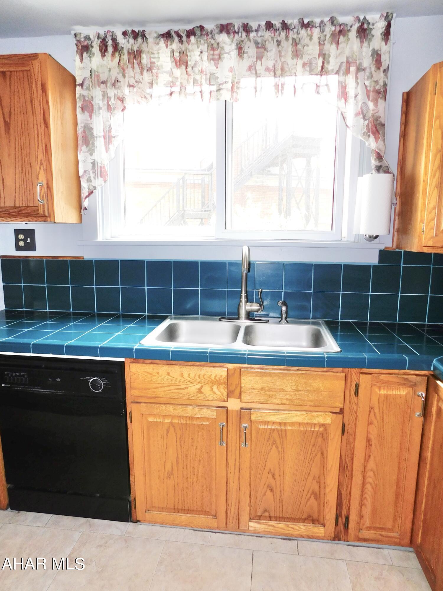 Juniata Gap - Residential