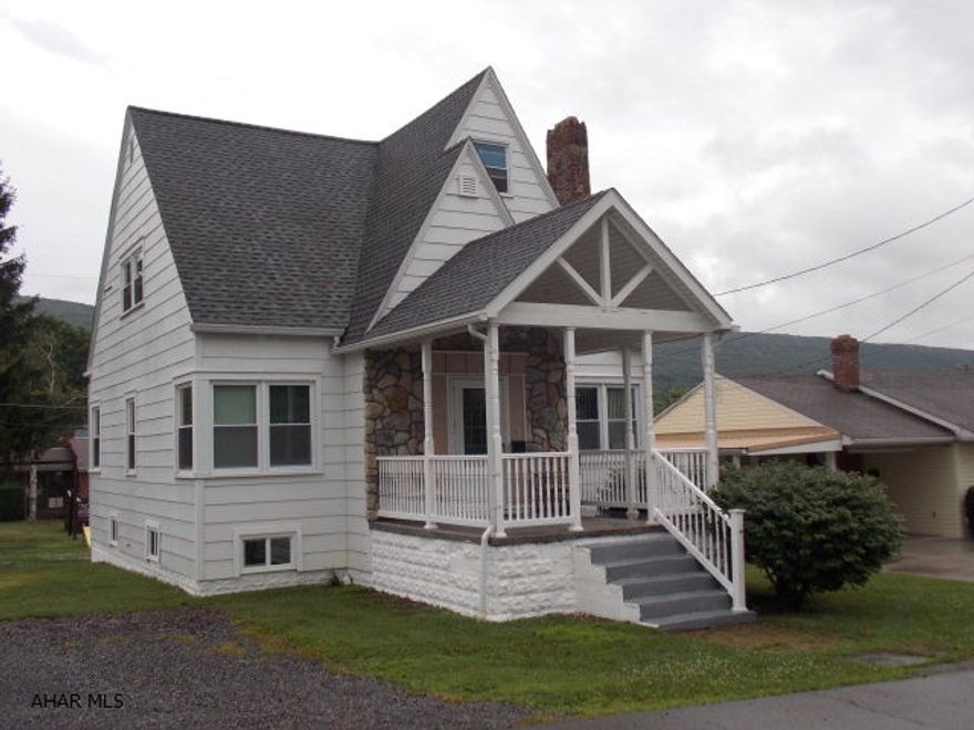 So much bigger than it looks so don't just drive by this adorable cape cod style home in East End. 4BR/2BA, updated, hardwood floors, wood burning fireplace, a sun room and a large 75 x 120 yard. Most of the windows have been replaced for winter warmth and extra entertaining space in the large sun room. This is a great home in a great neighborhood. ****Seller looking for offers!