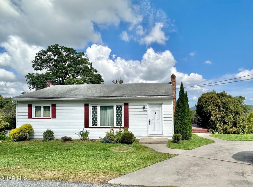 Presenting this Lakewood Rancher that's primed for your finishing touches!  Hardwoods underneath throughout this 3 bedroom home that also has a partially finished basement.  Easy access to I99, Route 30 and historic downtown Bedford.  This ranch is an excellent opportunity to make it your own!