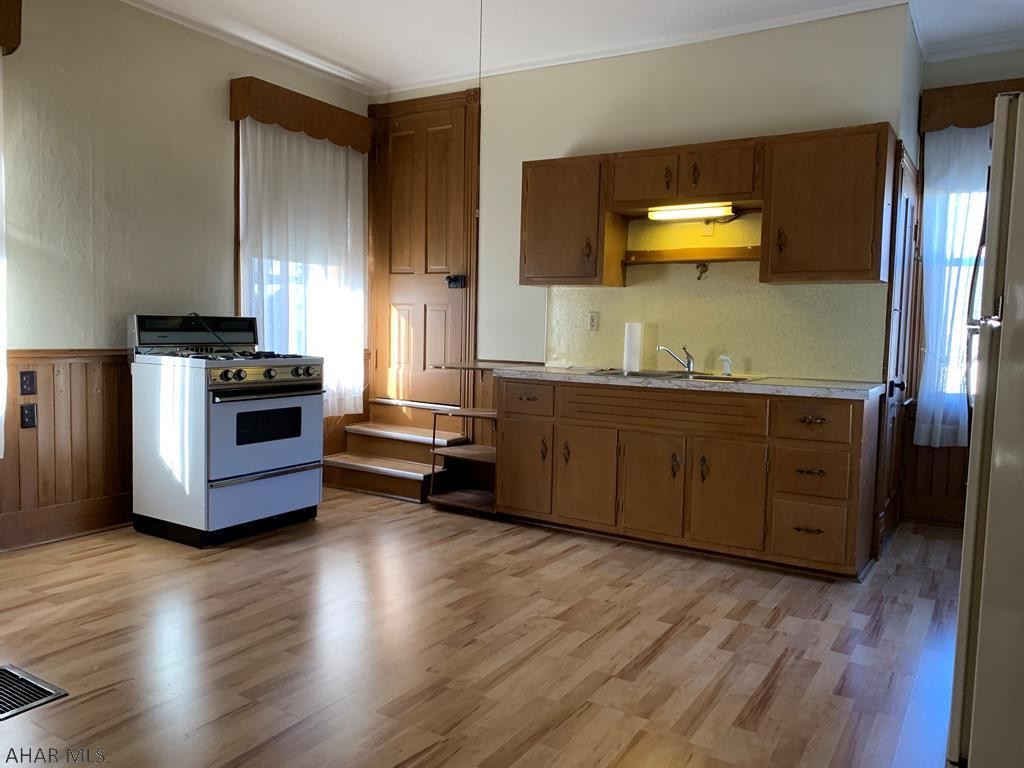 Unknown - Residential