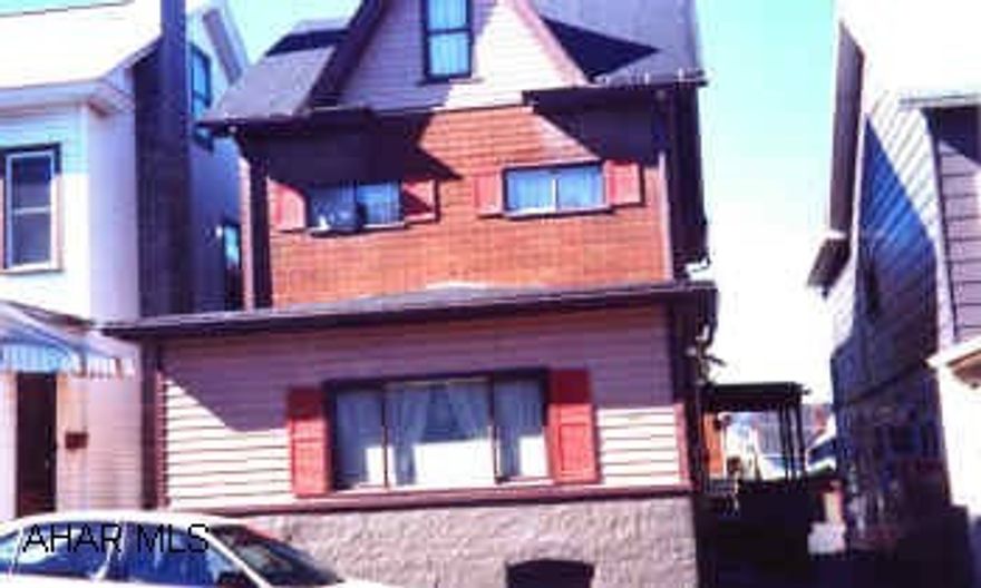 3 bedroom home with modern eat-in kitchen, 1 1/2 baths plus shower in basement, lots of closet space.  Refrigerator, stove, washer and dryer stay.  Home could easily be converted back to a duplex. 3 bedroom home with modern eat-in kitchen, 1 1/2 baths plus shower in basement, lots of closet space.  Refrigerator, stove, washer and dryer stay.  Home could easily be converted back to a duplex.