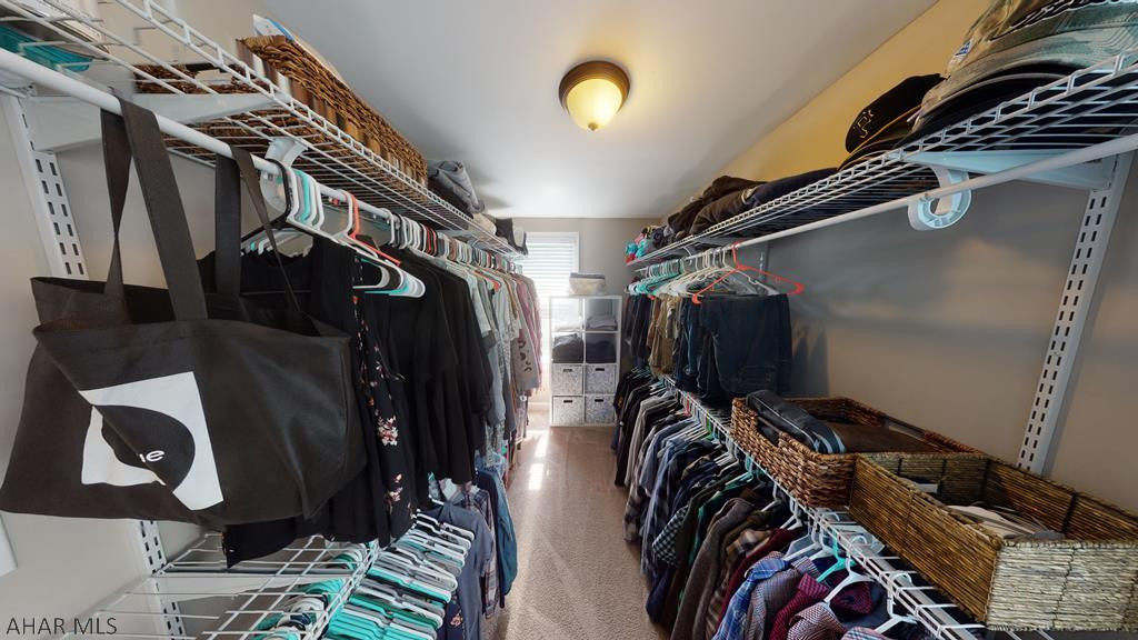 Llyswen - Residential