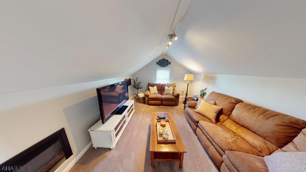 Llyswen - Residential