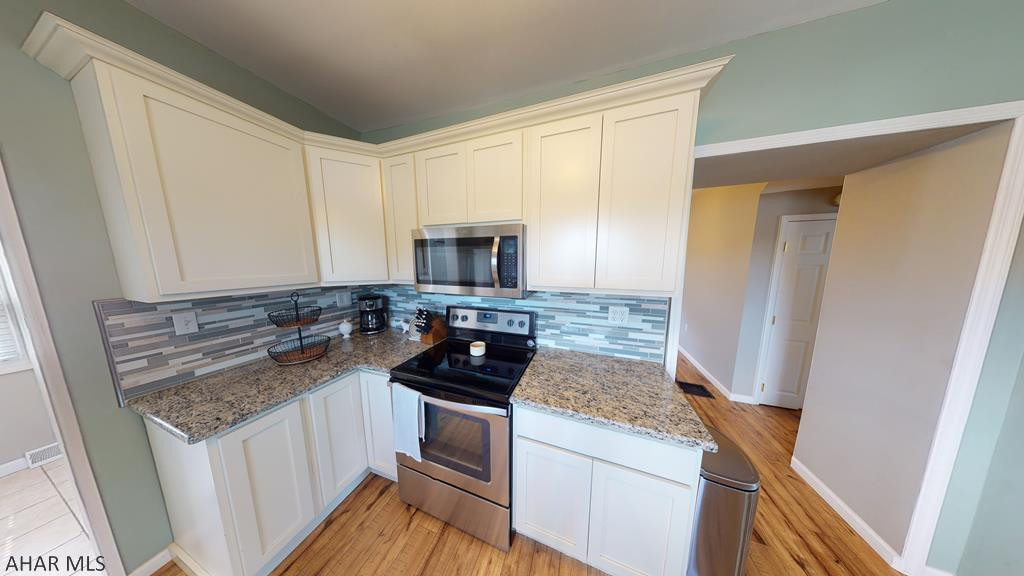 Llyswen - Residential