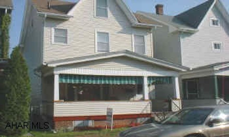 WELL CARED FOR 3 BEDROOM, 1.5 BATH HOME, MODERN KITCHEN AND BATH, FENCED YARD, LARGE ROOMS.