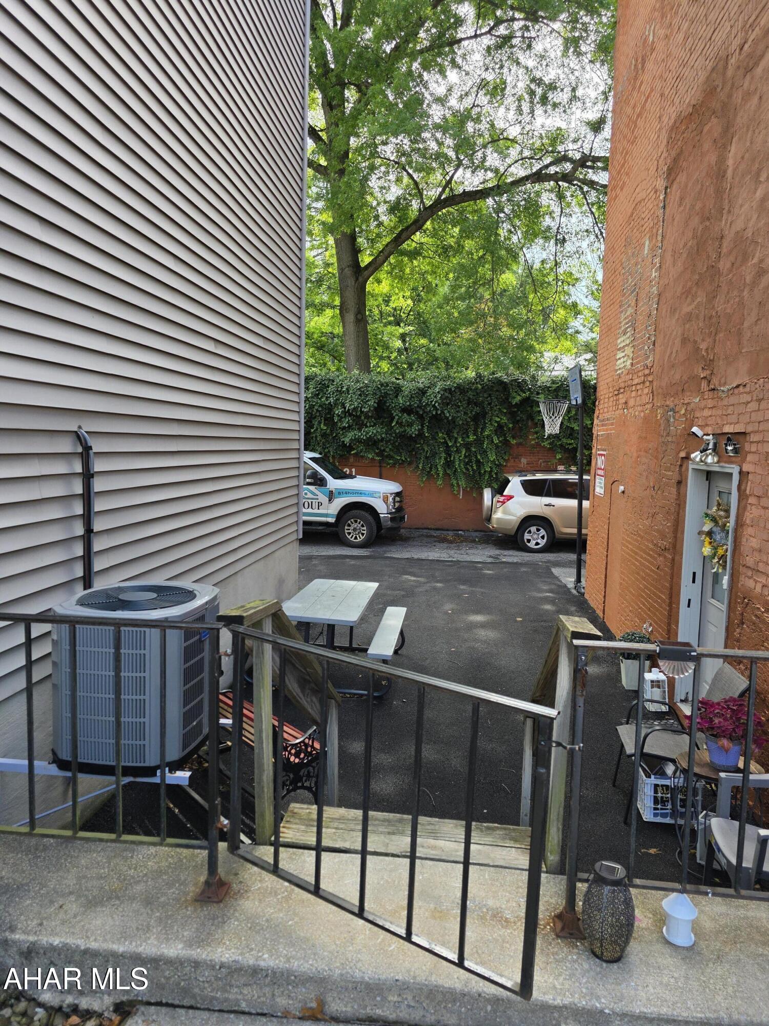 Hollidaysburg - Residential