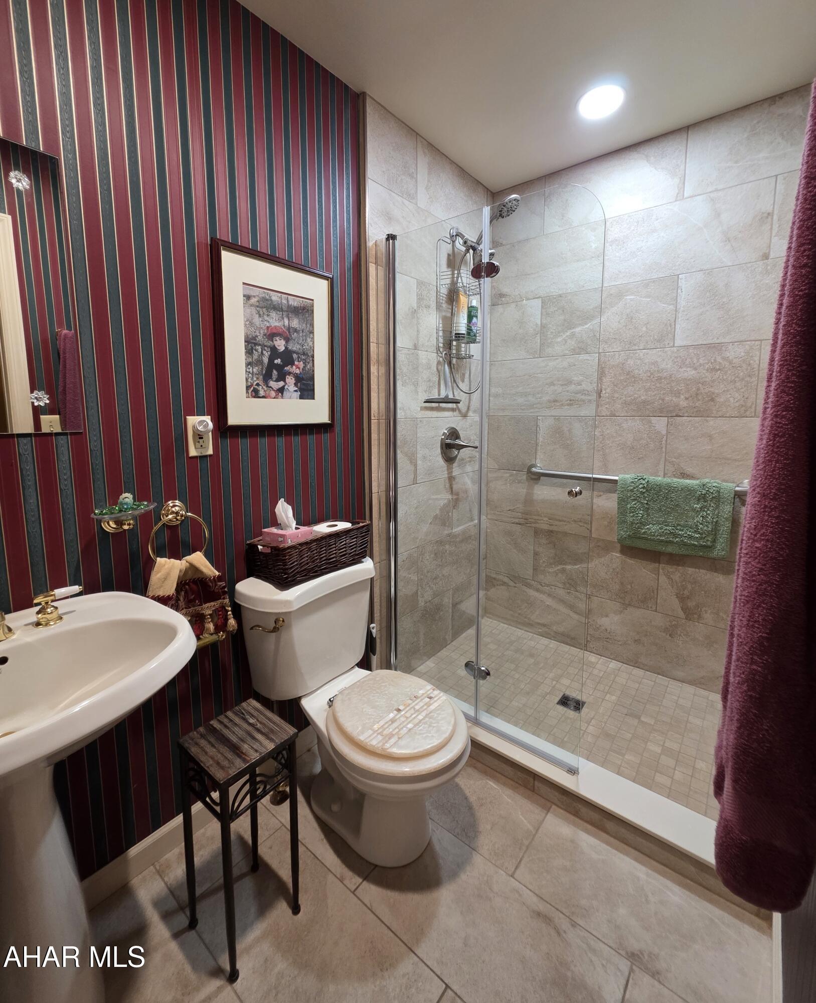 Hollidaysburg - Residential