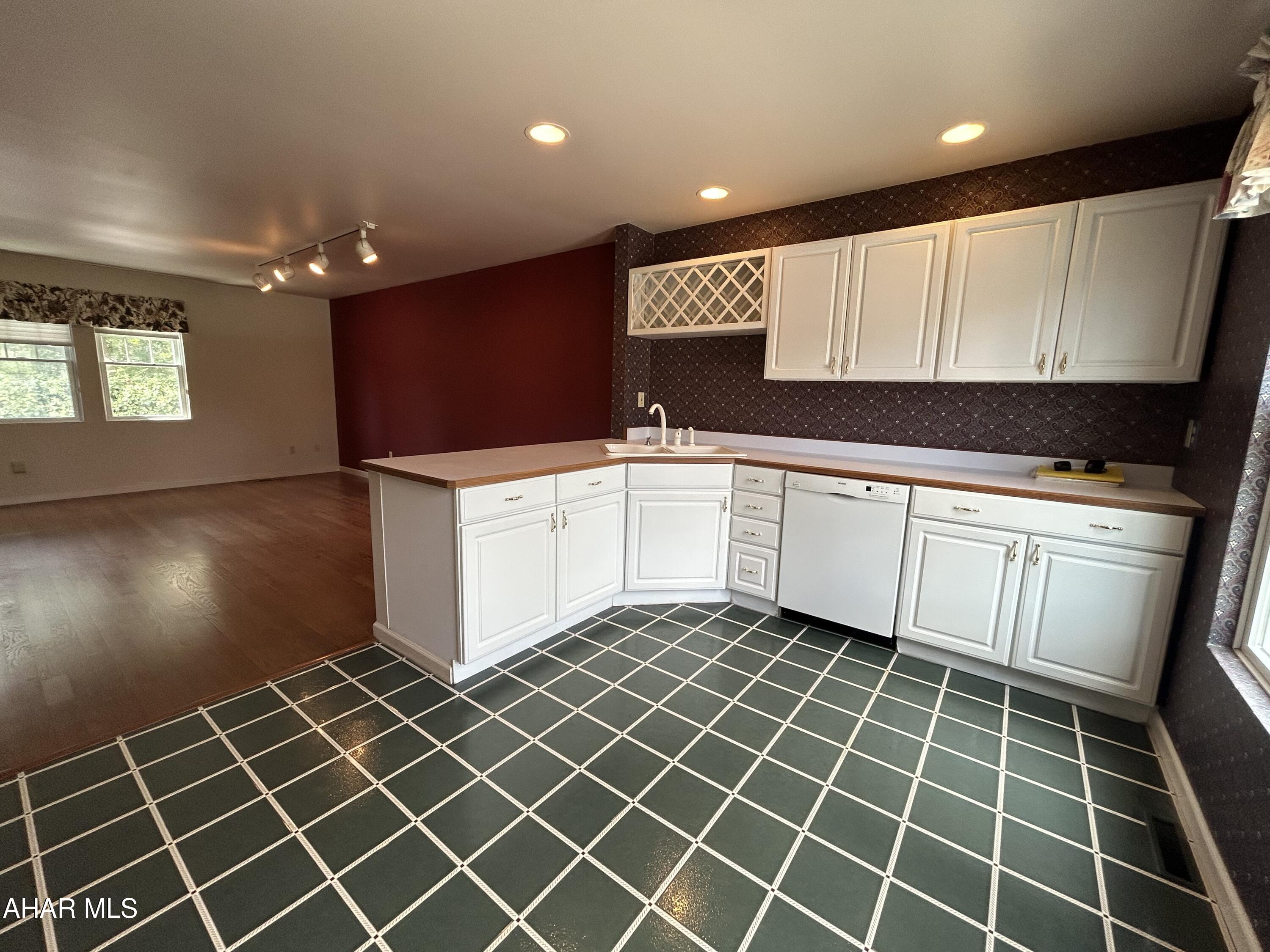 Hollidaysburg - Residential