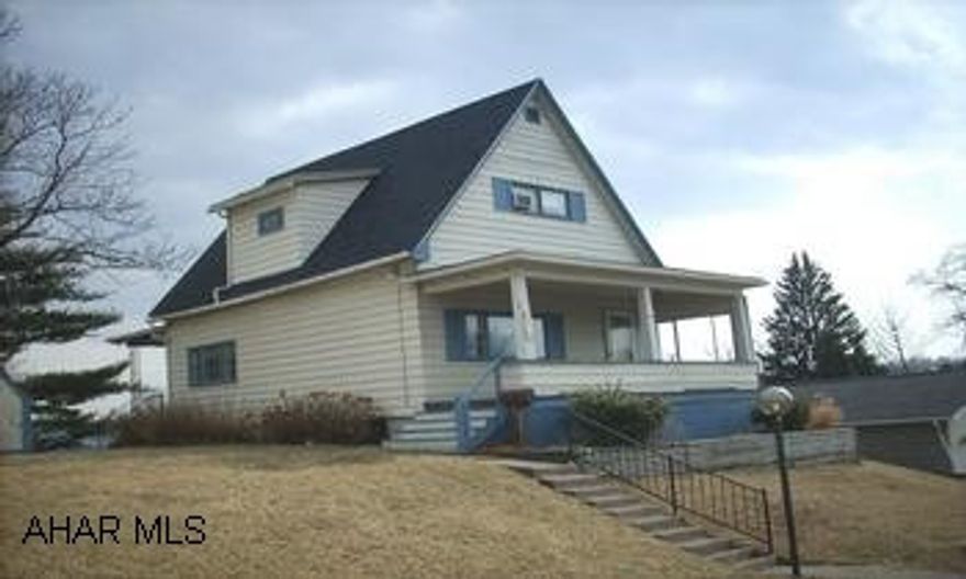 CUTE 2 BEDROOM, A-FRAMED HOME W/ NEWER 2 CAR DETACHED GARAGE. MOUNTAIN VIEW FROM PORCH & DECK. A/C, LG 100X120 LOT. EVE. & WKENDS APPTS. CUTE 2 BEDROOM, A-FRAMED HOME W/ NEWER 2 CAR DETACHED GARAGE. MOUNTAIN VIEW FROM PORCH & DECK. A/C, LG 100X120 LOT. EVE. & WKENDS APPTS.