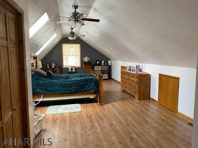 Glendale Yearound - Residential