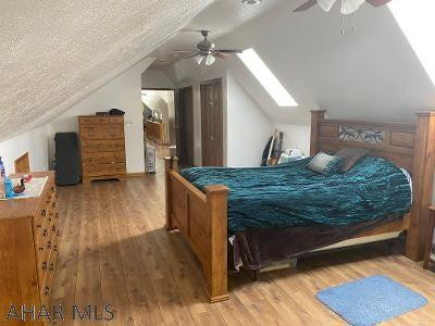 Glendale Yearound - Residential