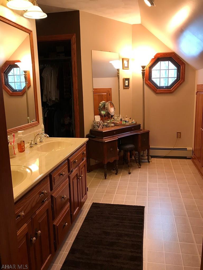 Stonehedge - Residential