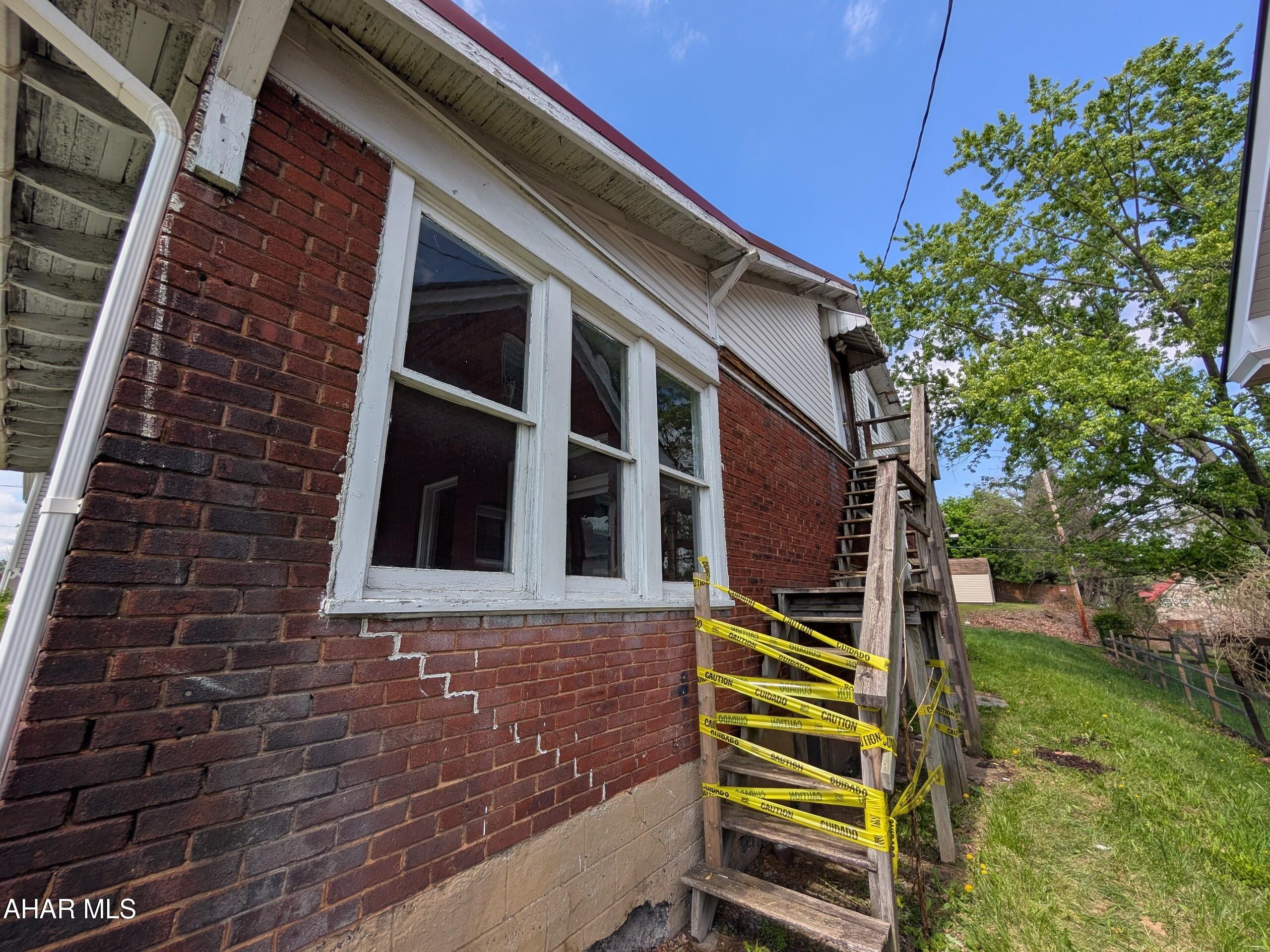 Juniata - Residential