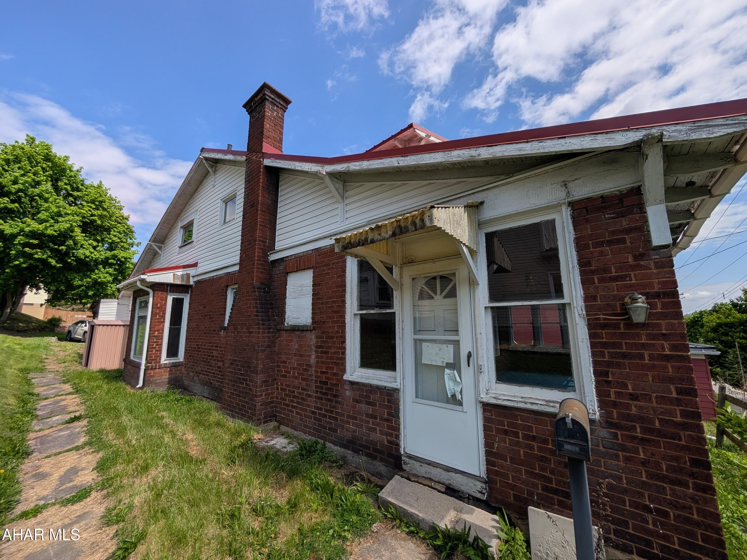 Juniata - Residential