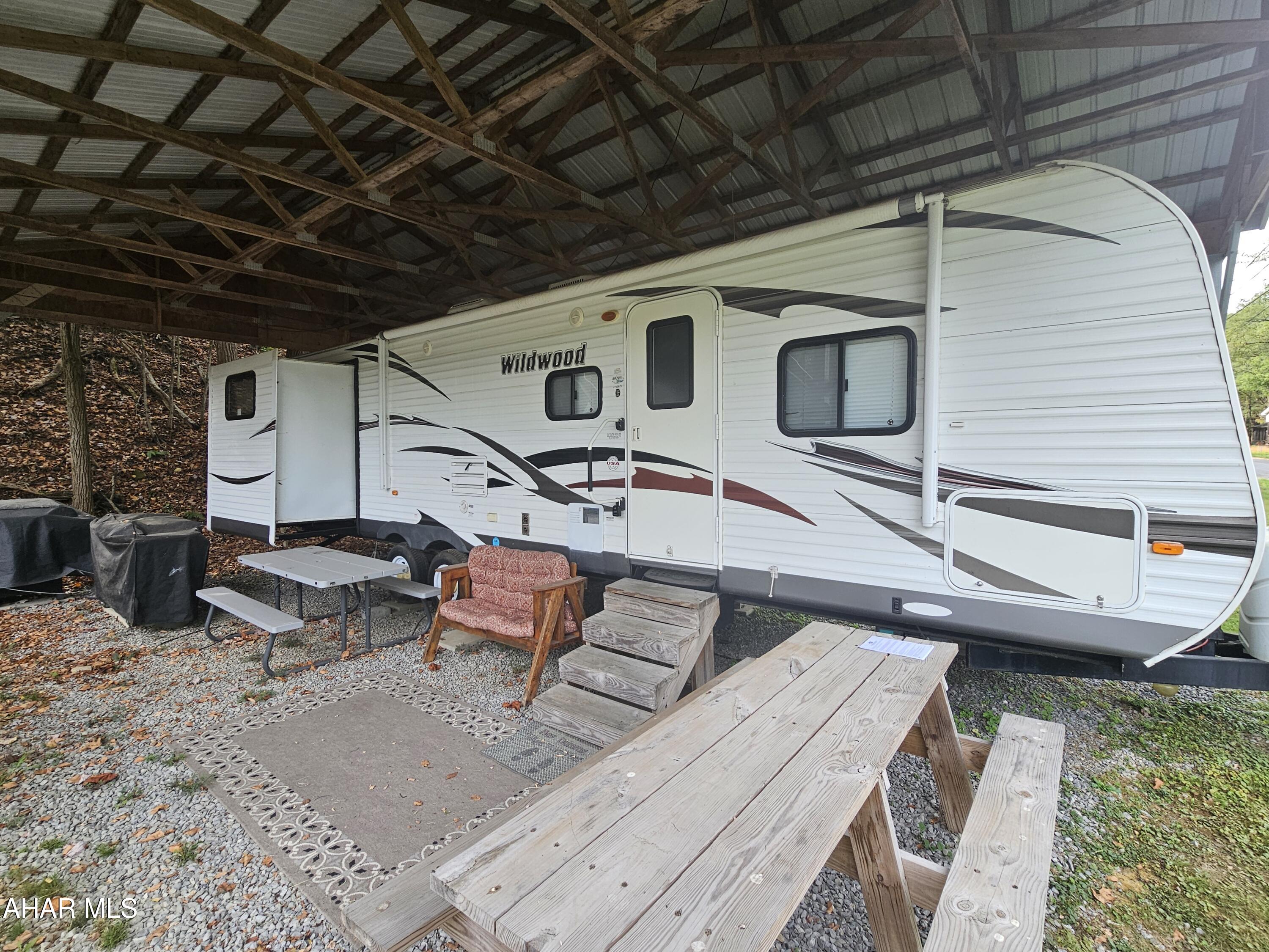 Glendale Yearound - Residential