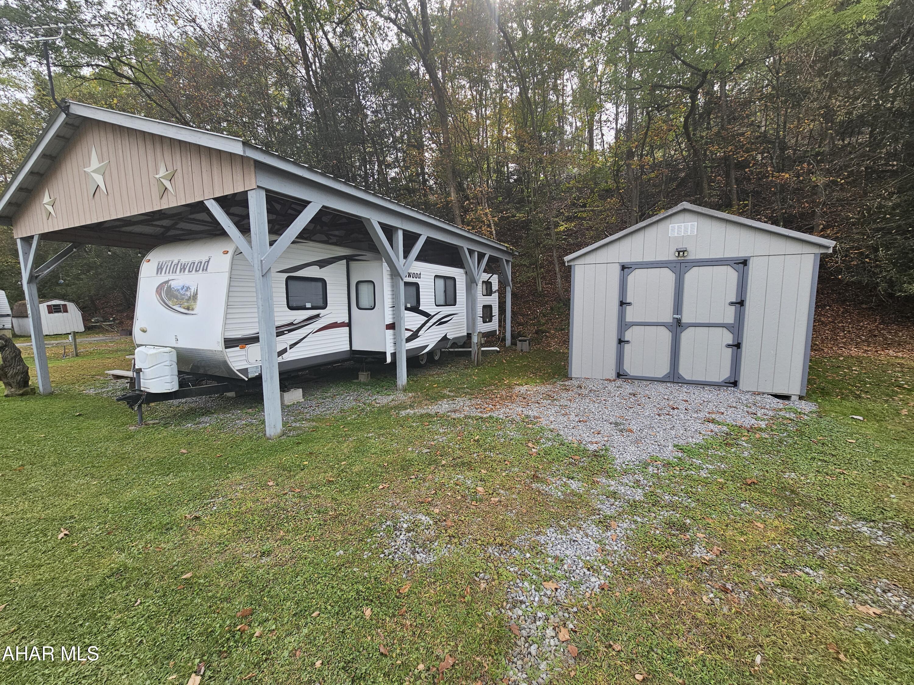 Glendale Yearound - Residential