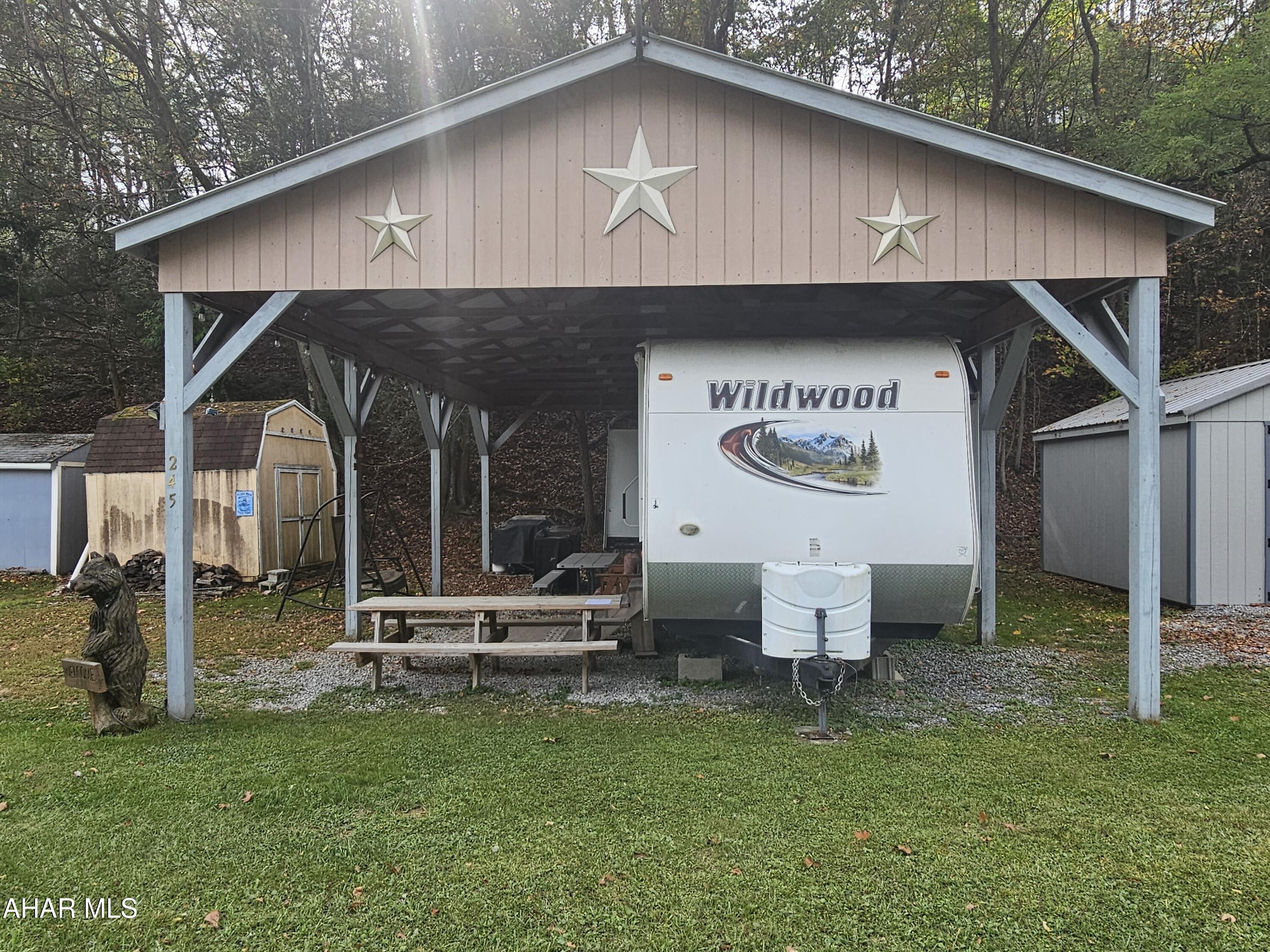 Glendale Yearound - Residential