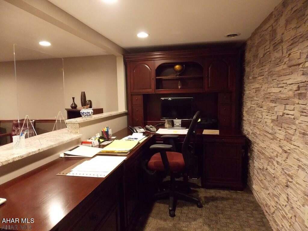 None - Commercial Lease