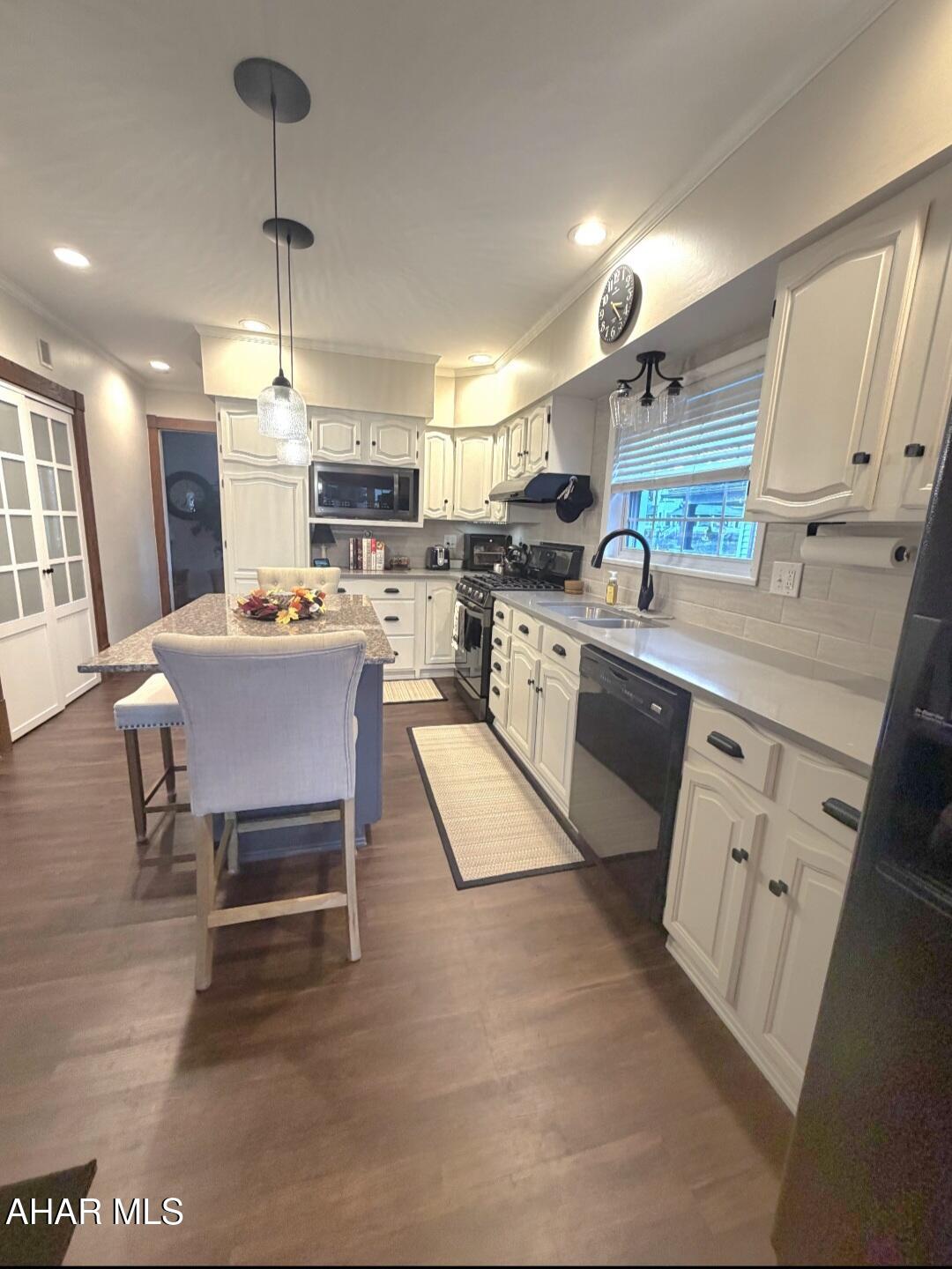 Mansion Park - Residential