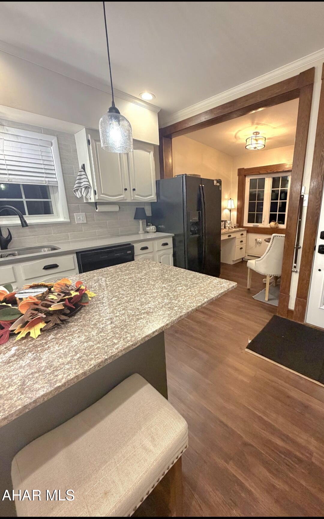 Mansion Park - Residential