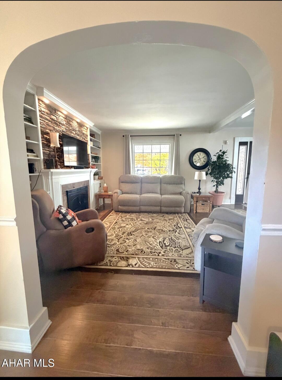 Mansion Park - Residential