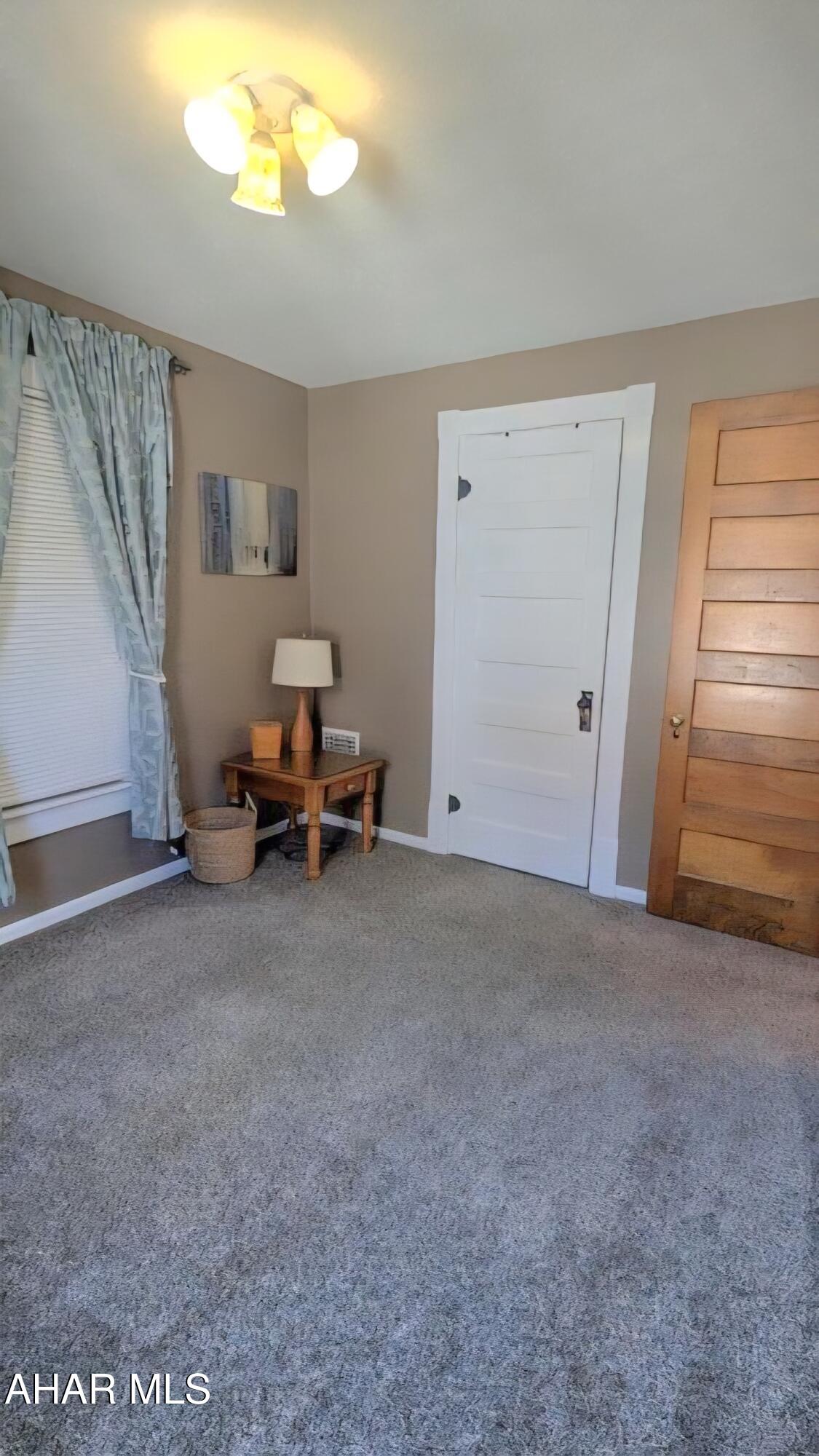 Mansion Park - Residential