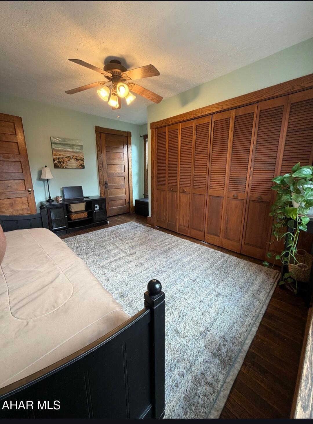 Mansion Park - Residential